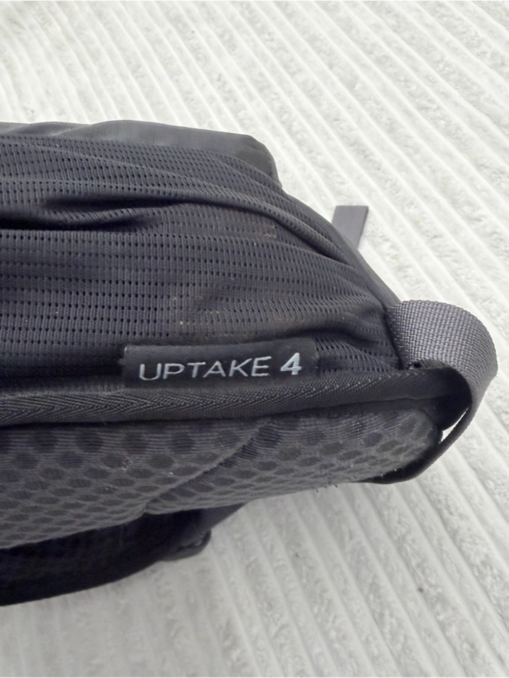 Thule UPTAKE 4 Hydration Pack - Picture 5 of 9